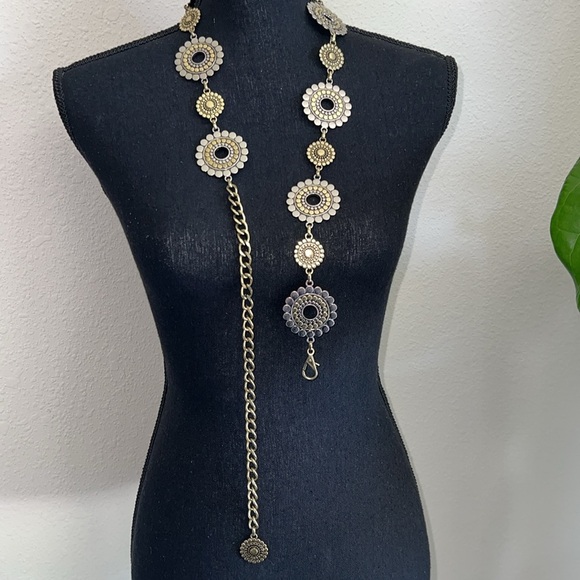 Women’s Chainlink Silver Gold Tone Reversible Floral Details Belt 70s Look Feel - Picture 10 of 15